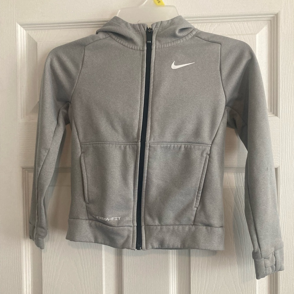 Nike Therma fit hoodie